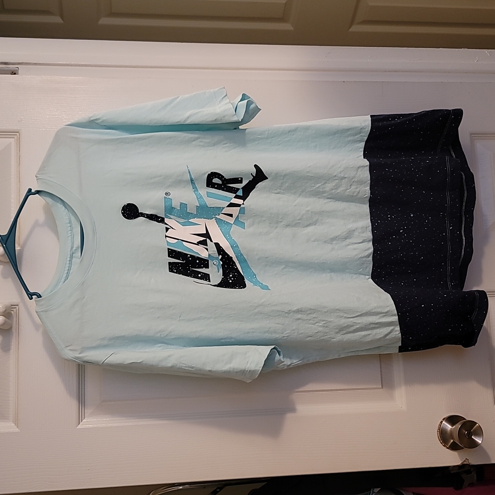 Nike t-shirt